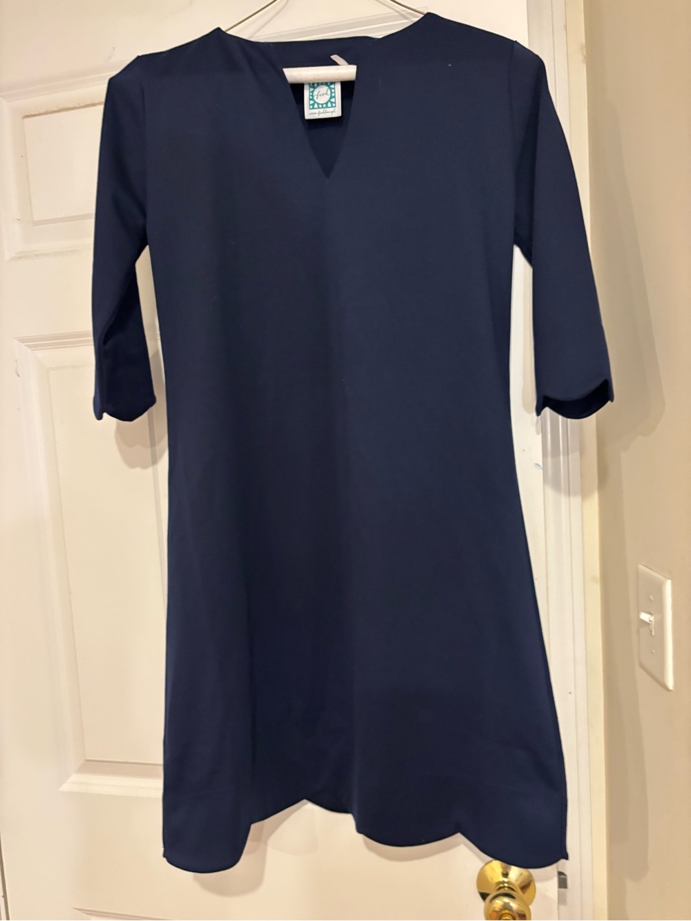 Women’s Navy 3/4 scalloped sleeve V-Neck Dress Scalloped Hemline